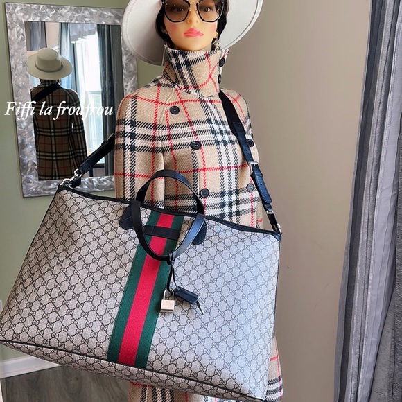 Authentic Gucci XL bag - Picture 13 of 16